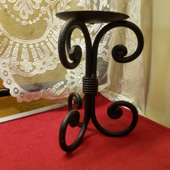 Vtg Candle Holder Tall Black Heavy Wrought Iron Swirl - Picture 3 of 3